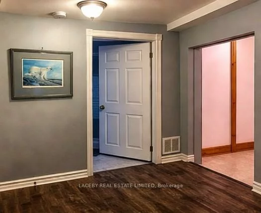 250, Main, Schomberg, King