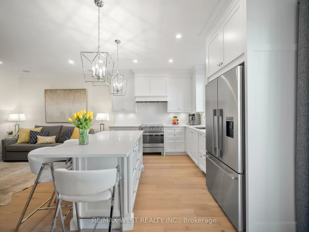 30, Drizzel Cres, Rural King, King