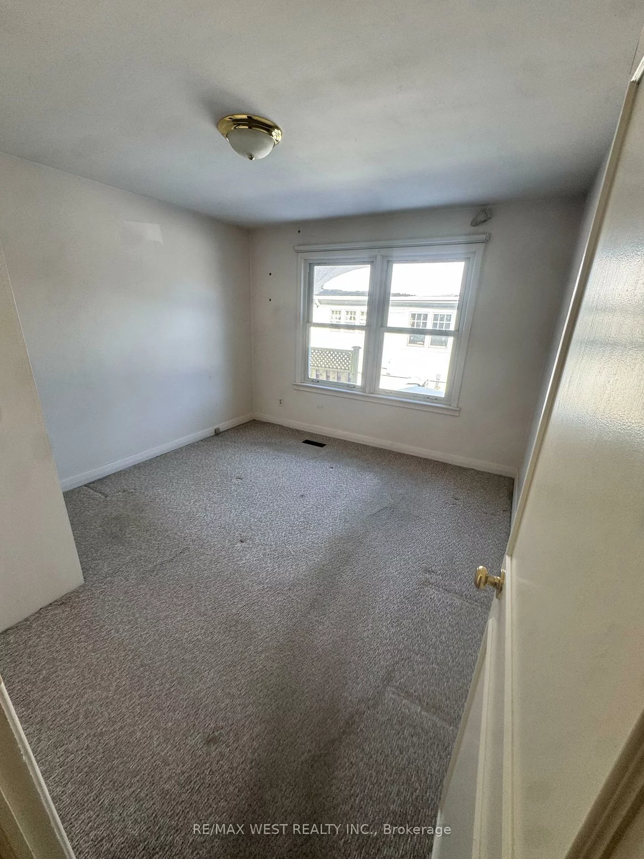 13132, Keele, King City, King