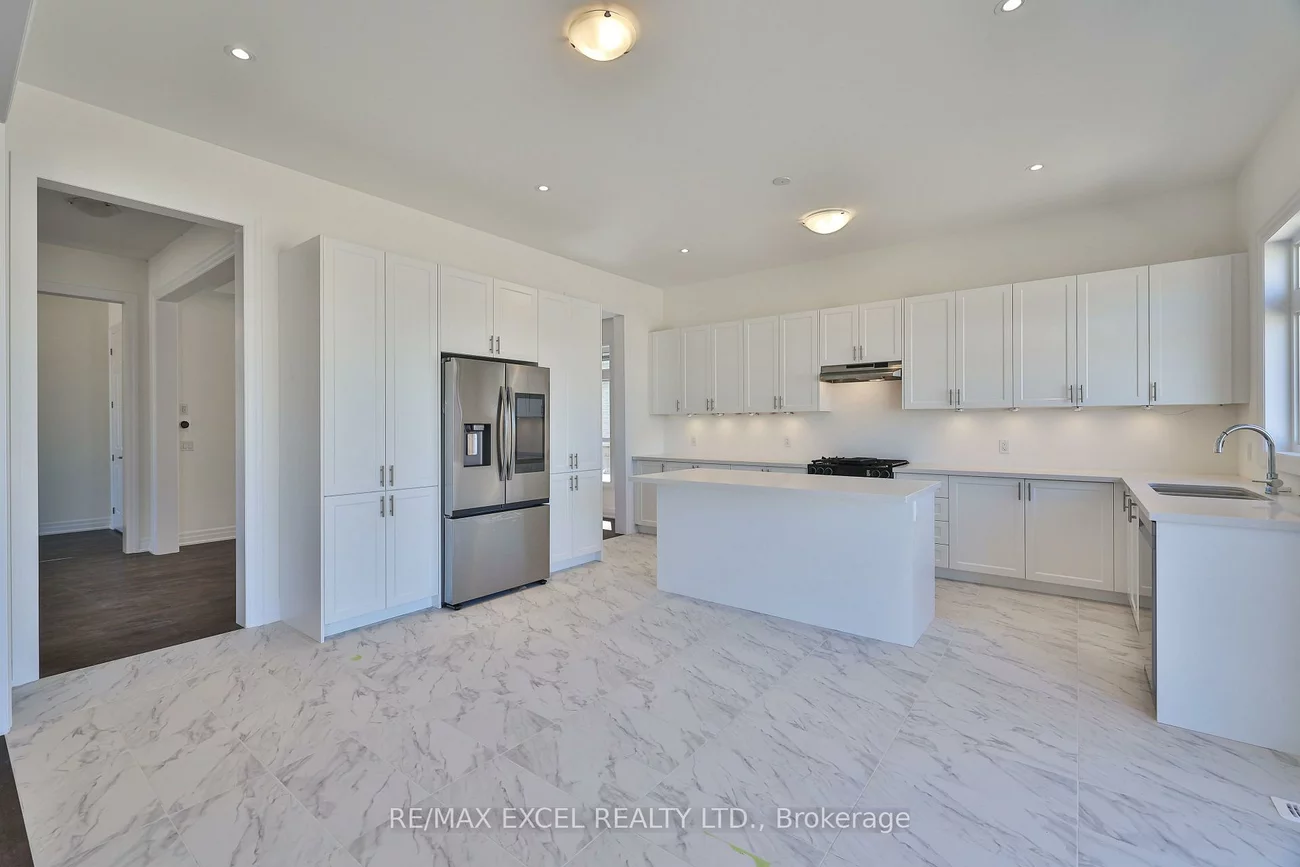 24, Sunny Acre, King City, King