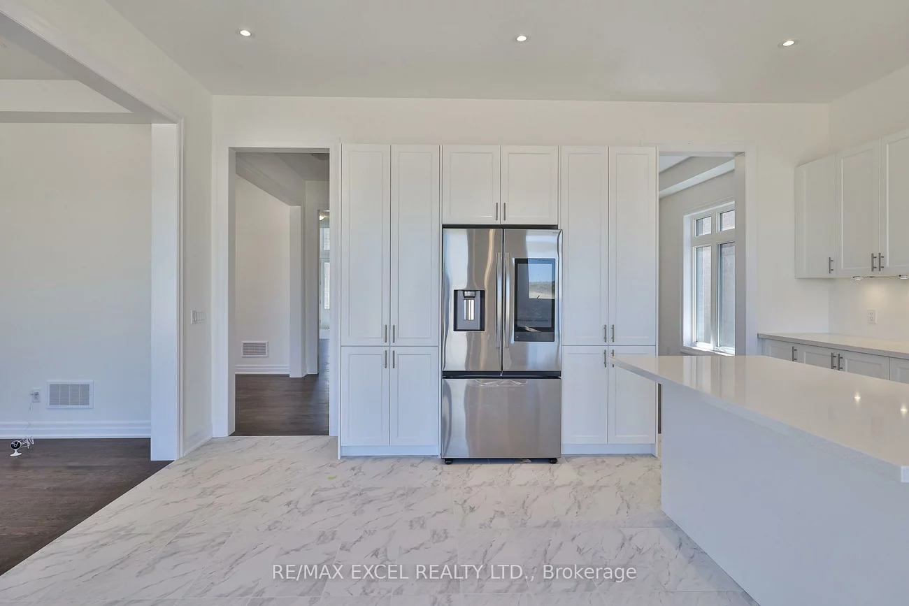 24, Sunny Acre, King City, King