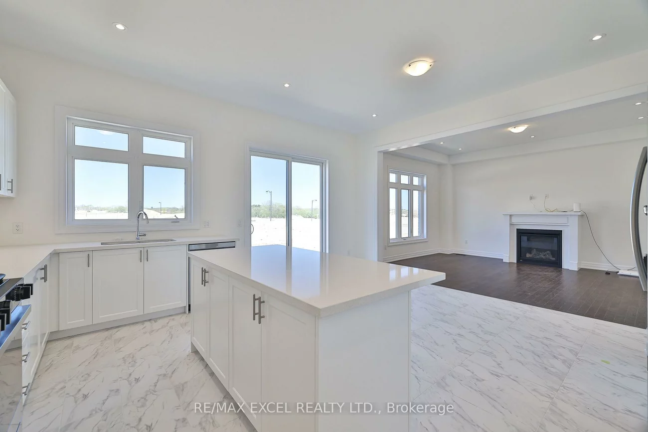 24, Sunny Acre, King City, King