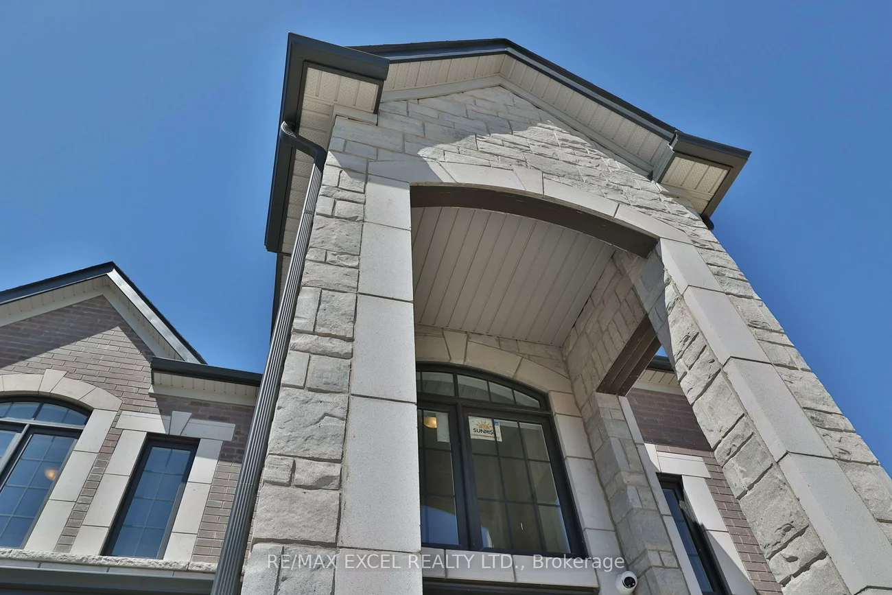 24, Sunny Acre, King City, King