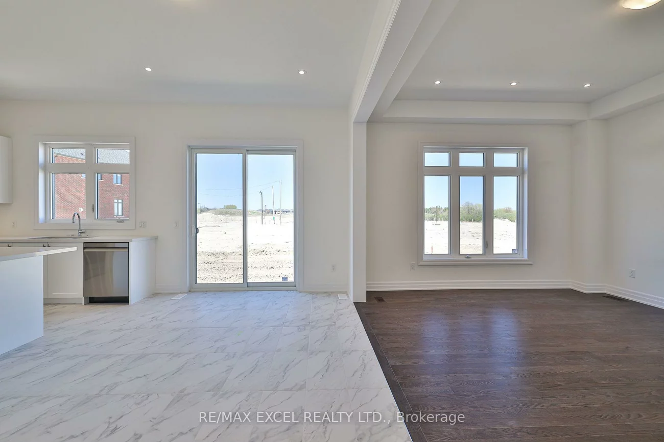 24, Sunny Acre, King City, King