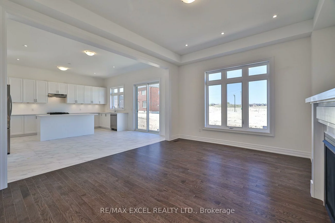 24, Sunny Acre, King City, King