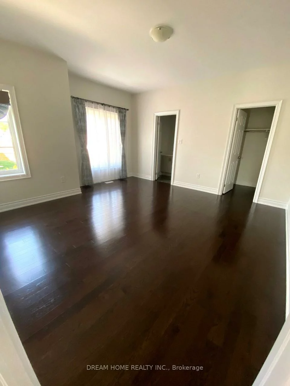 28, Larkin, Nobleton, King