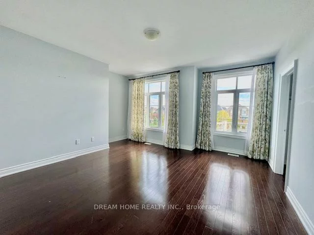 28, Larkin, Nobleton, King