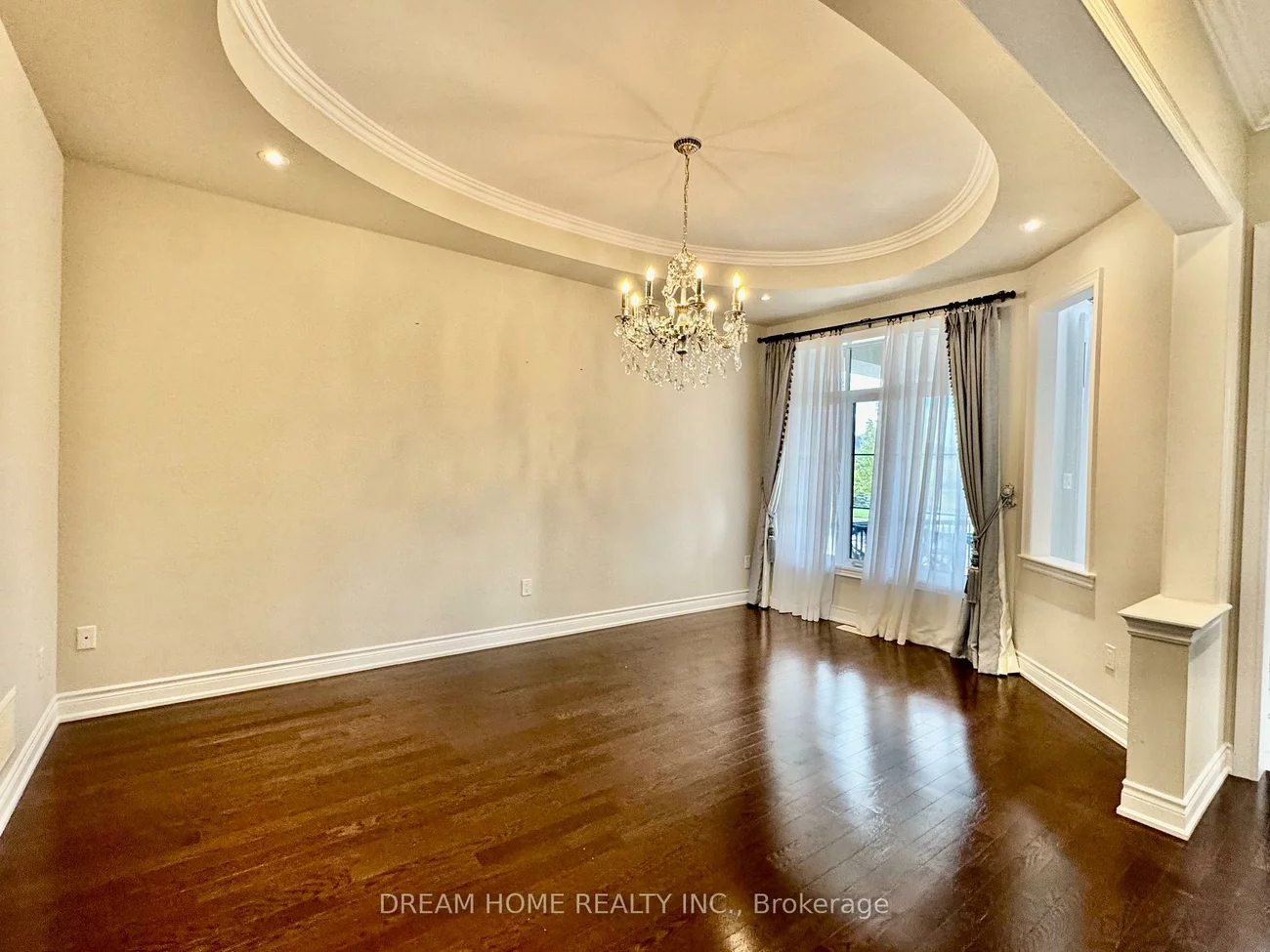 28, Larkin, Nobleton, King