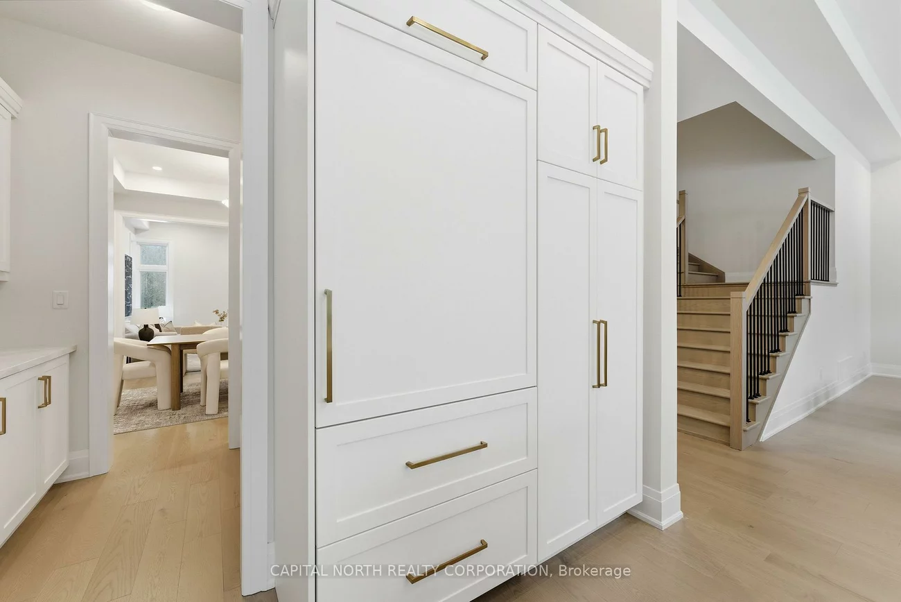 11, Gianvito, King City, King