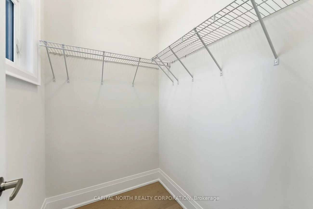 11, Gianvito, King City, King