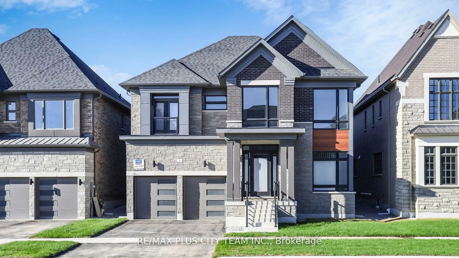 8, Saxby Farm, King City, King