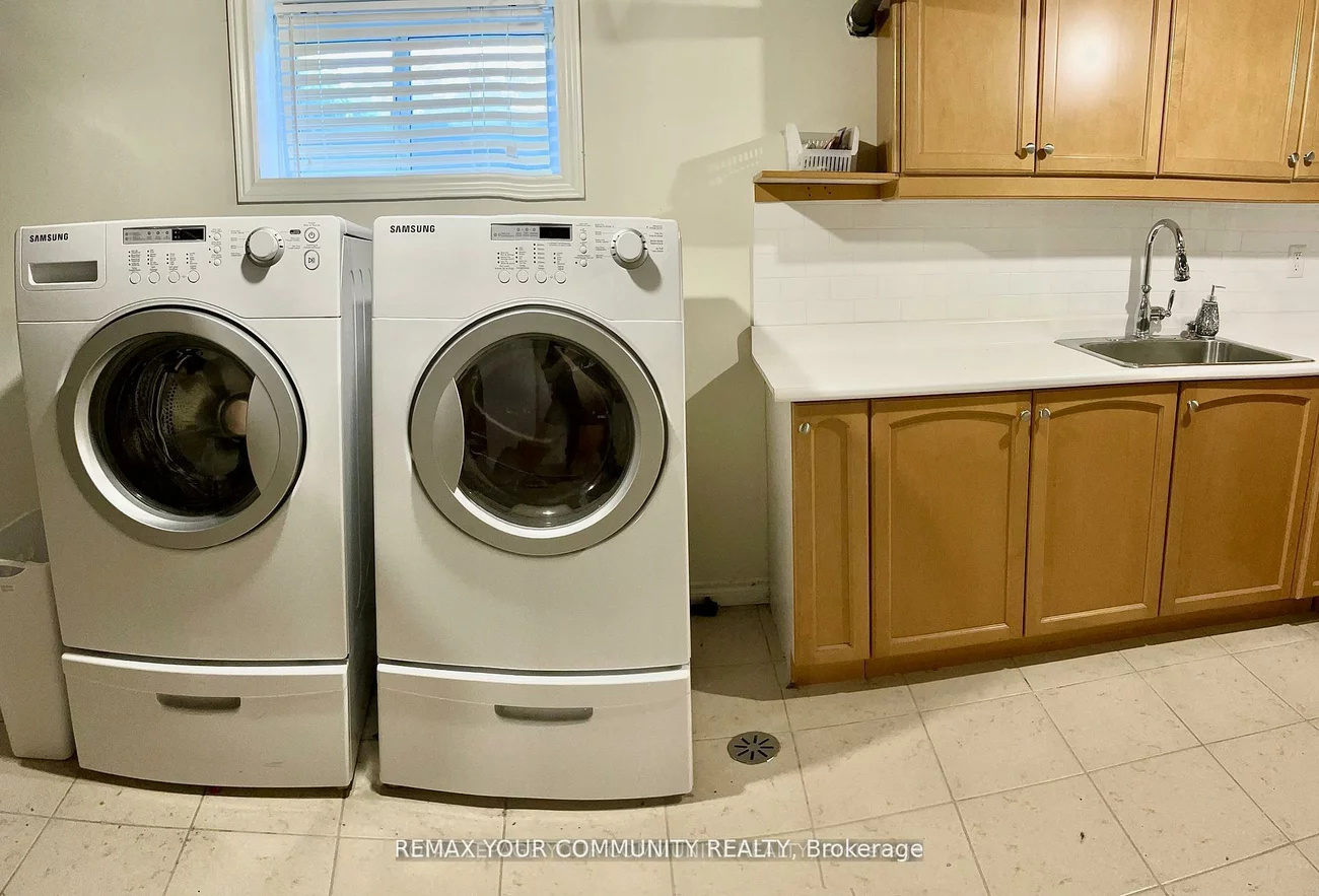 134, James, King City, King