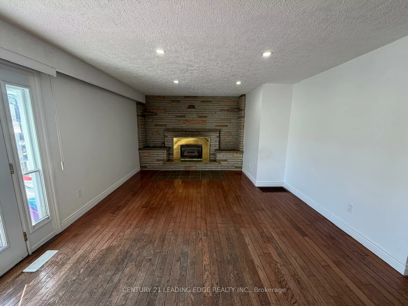 3920, Highway 9, Rural King, King