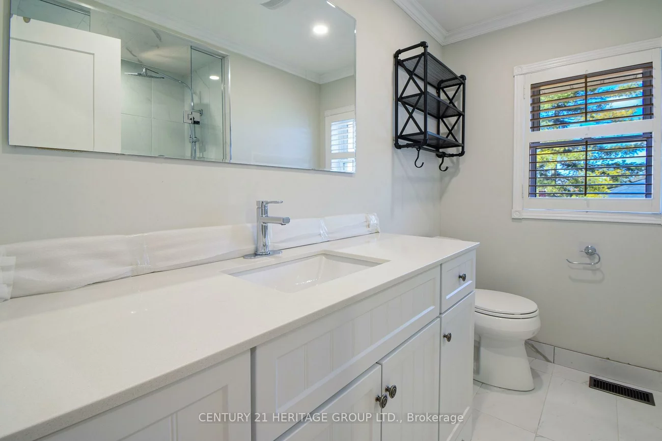 114, Elizabeth, King City, King