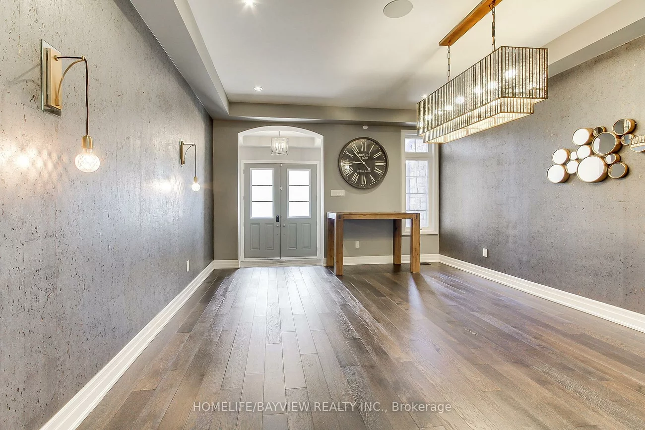 23, Claudview, King City, King