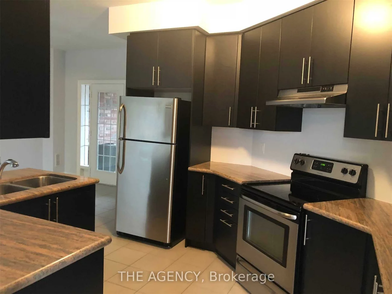 23, Caliber, Nobleton, King