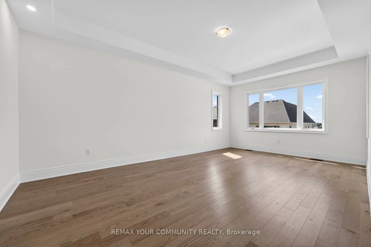 5, Garriock Hall, King City, King