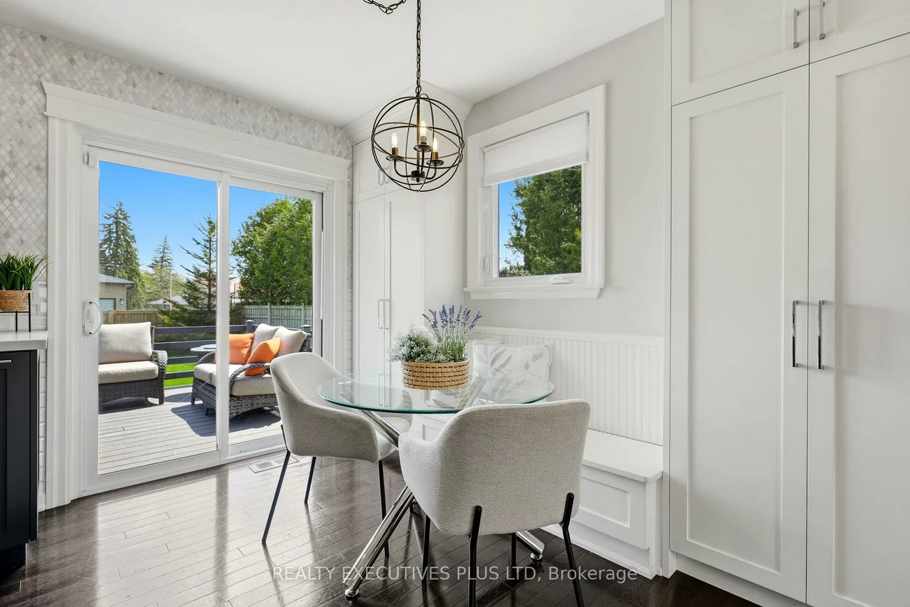 9, Hazelbury, Nobleton, King