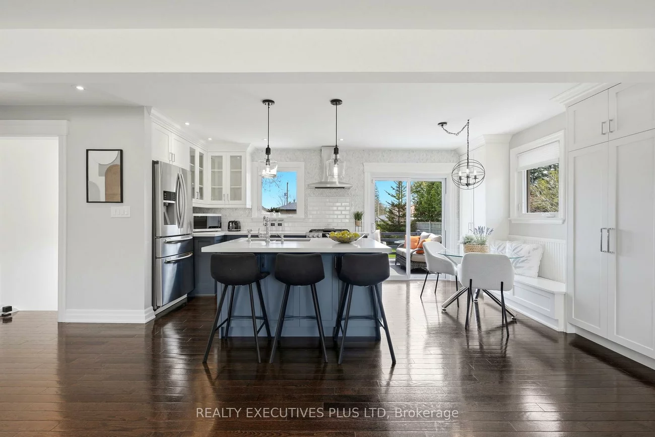 9, Hazelbury, Nobleton, King