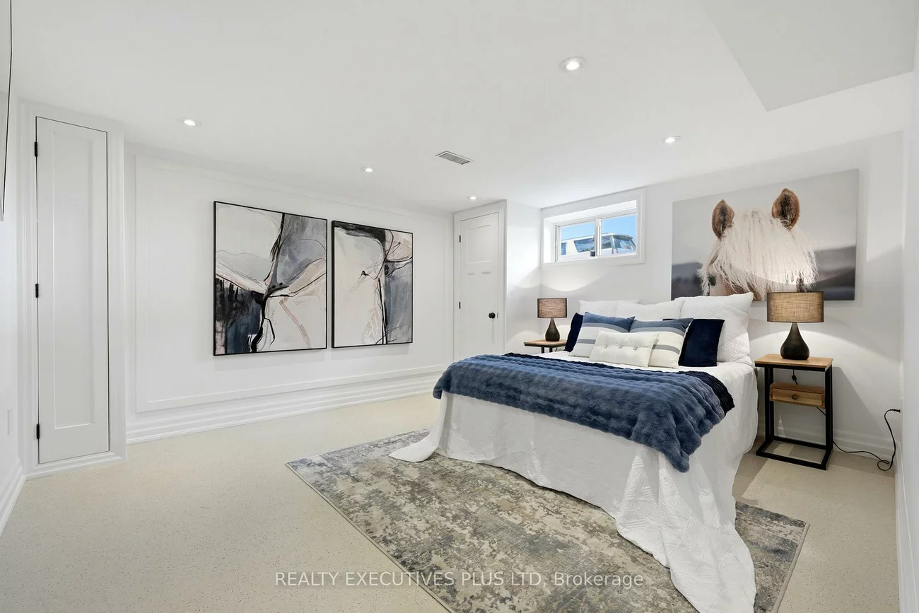 9, Hazelbury, Nobleton, King