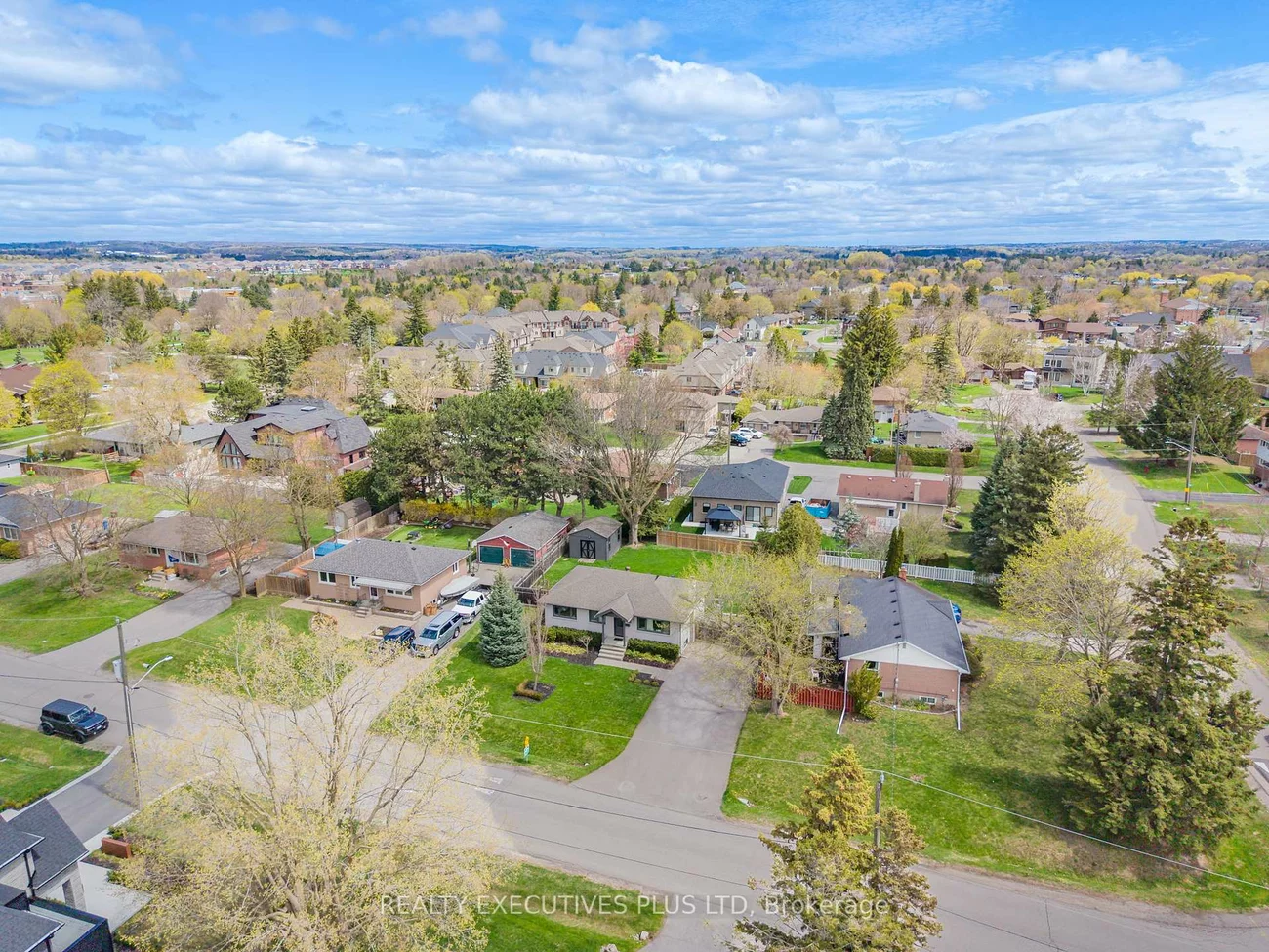 9, Hazelbury, Nobleton, King