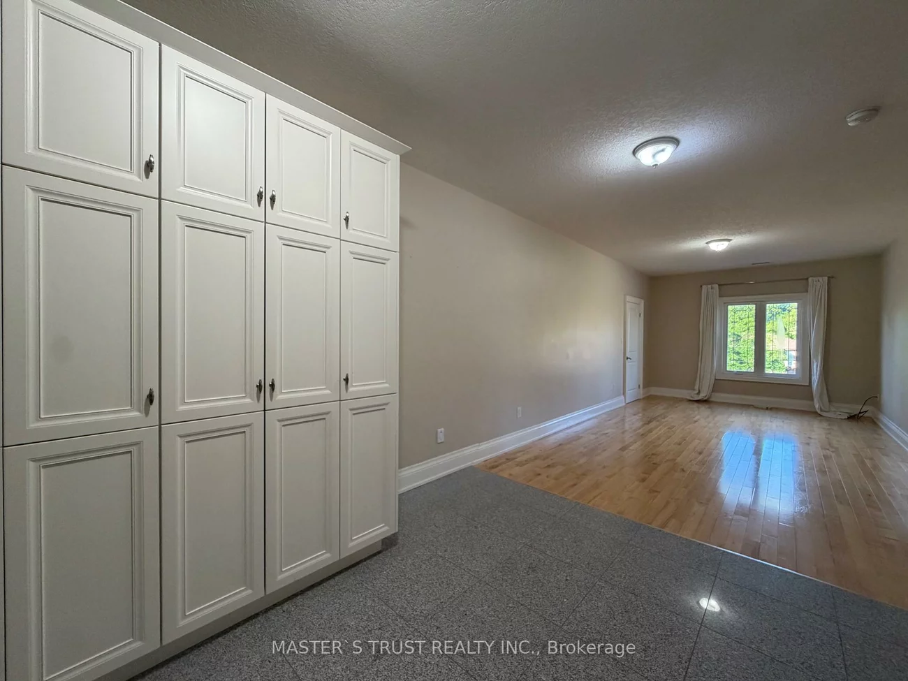 13086, Keele, King City, King