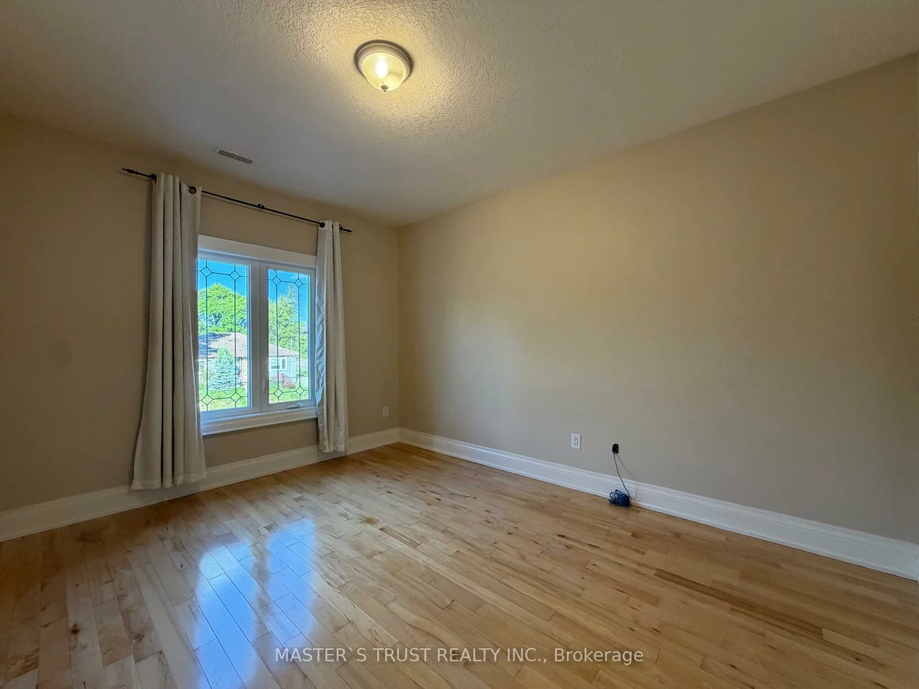 13086, Keele, King City, King