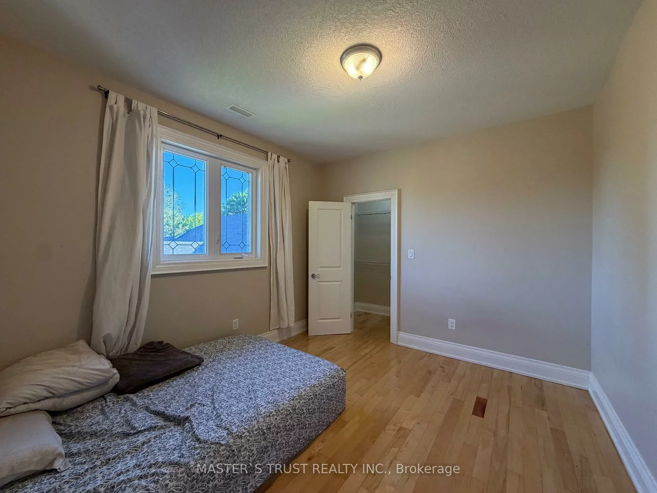 13086, Keele, King City, King