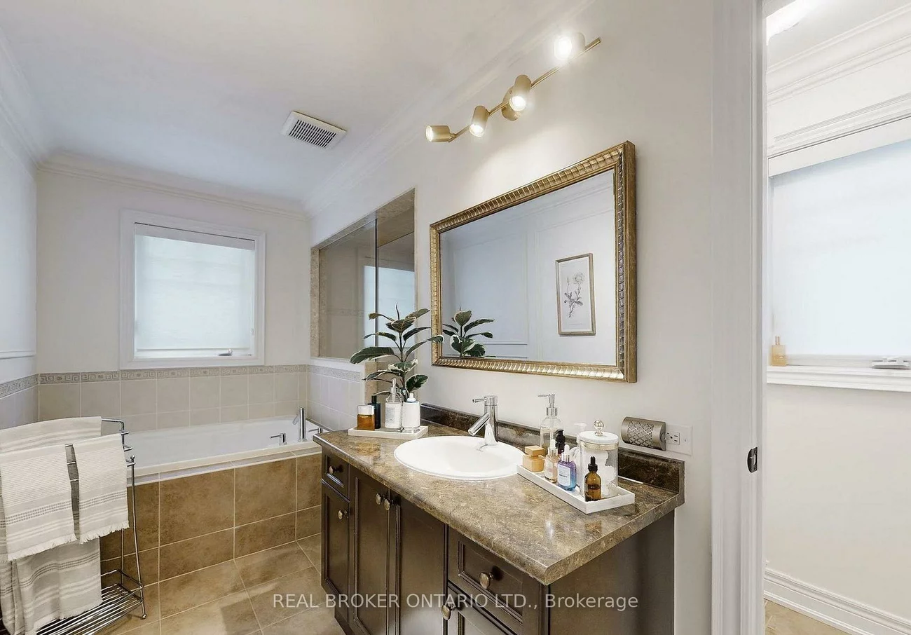 43, Fairmont Ridge, Nobleton, King