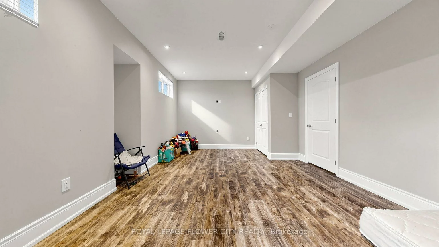 12, Paradise Valley, Nobleton, King