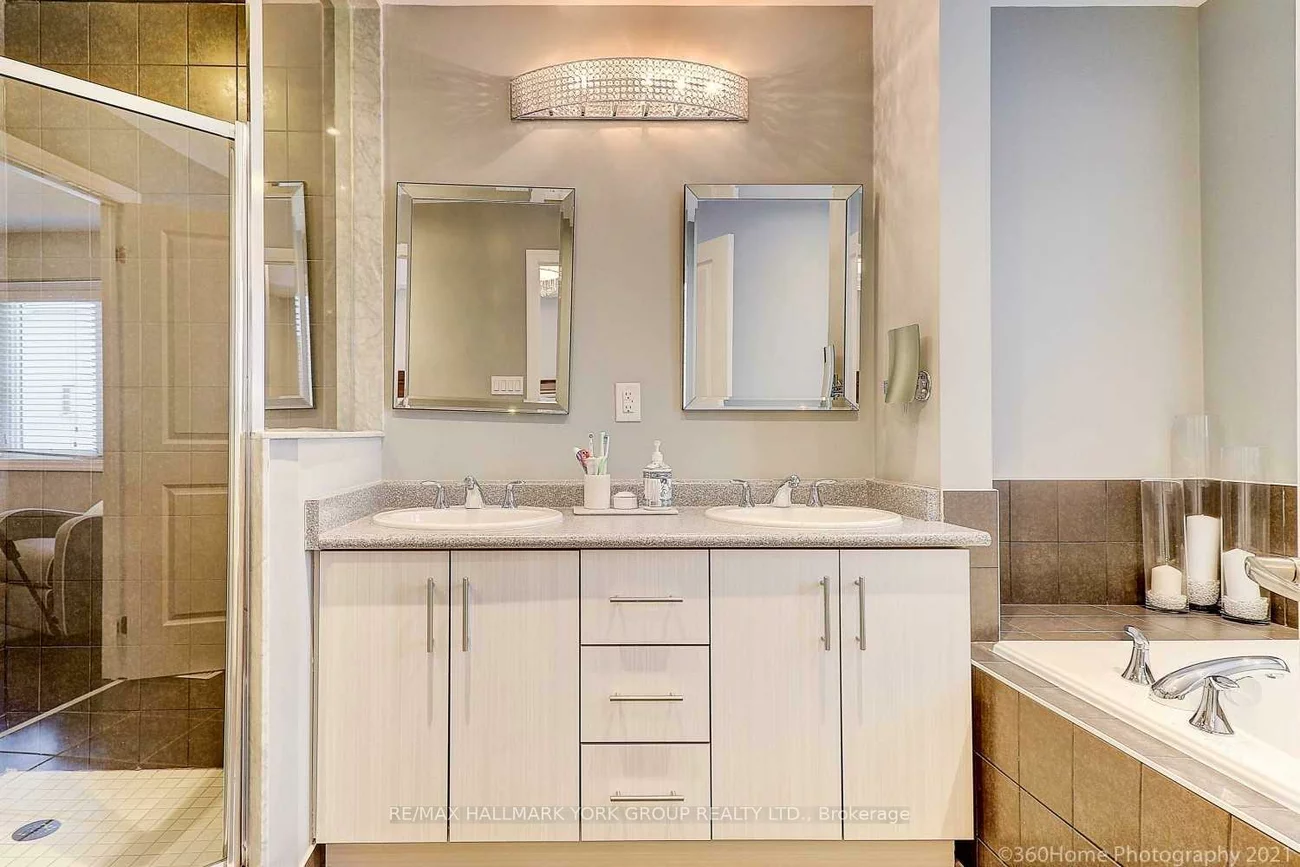 63, Alex Campbell Cres, King City, King
