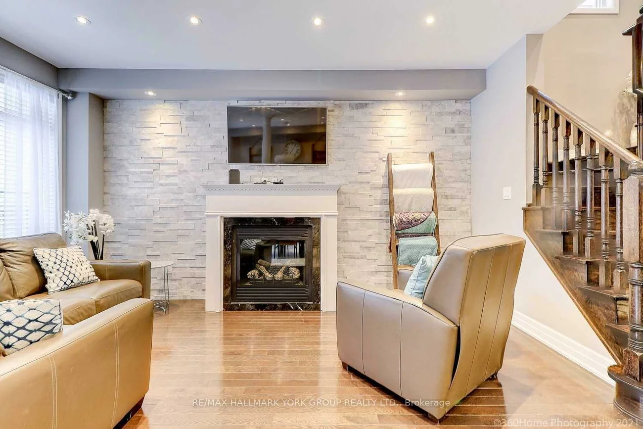 63, Alex Campbell Cres, King City, King