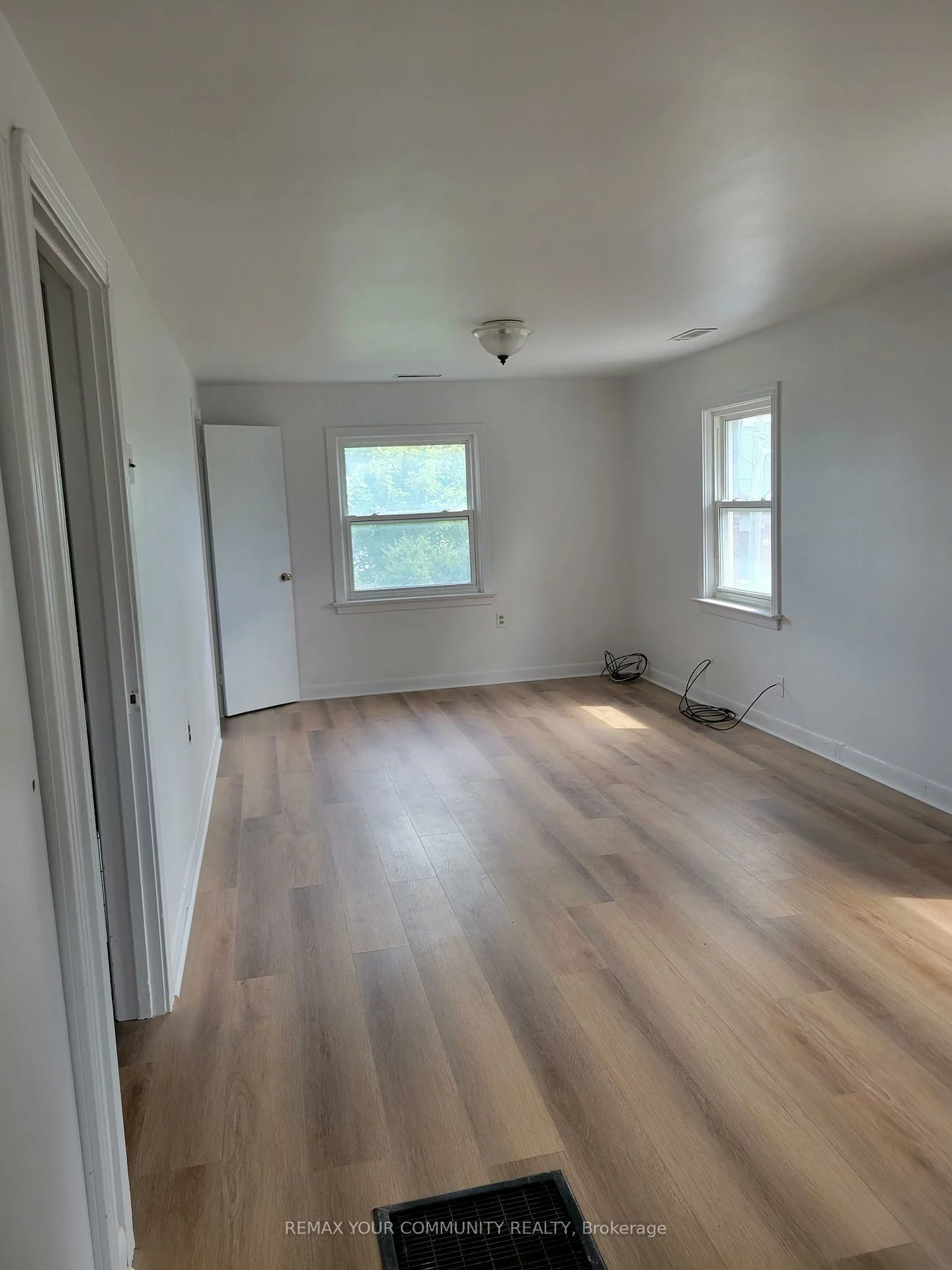 12926, Highway 27, Nobleton, King