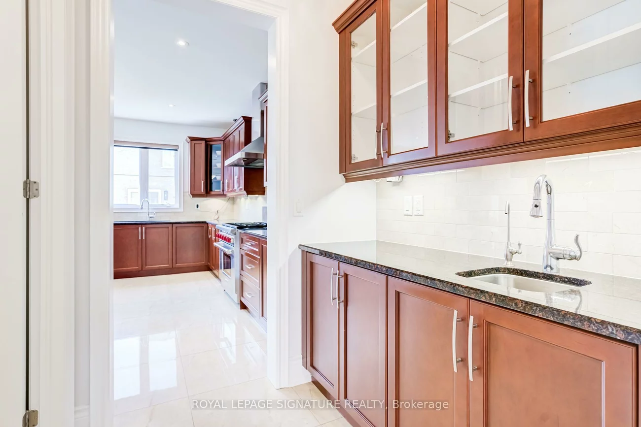 32, West Coast, Nobleton, King