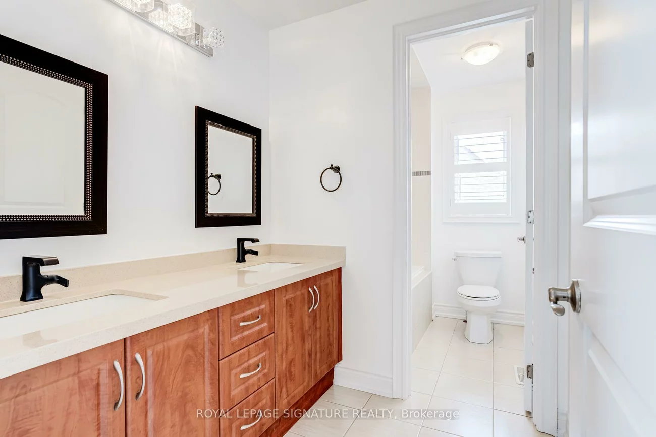 32, West Coast, Nobleton, King