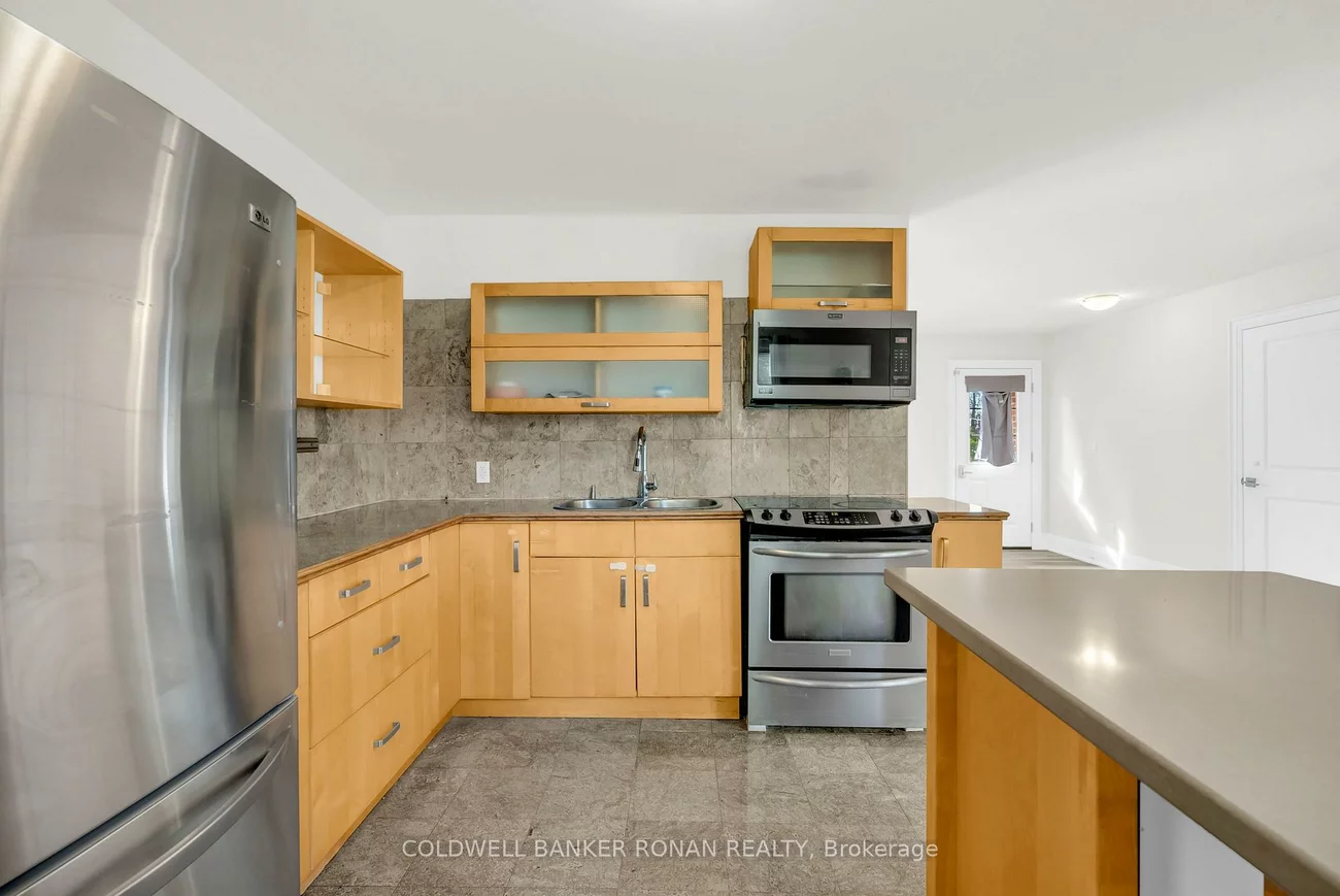 506, Main, Schomberg, King