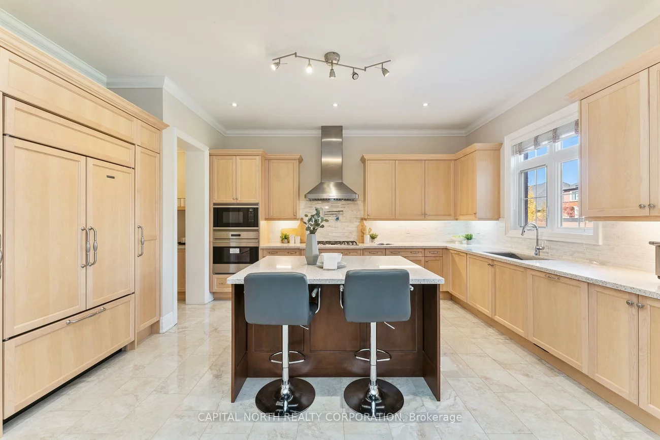 7, Kinghorn, King City, King