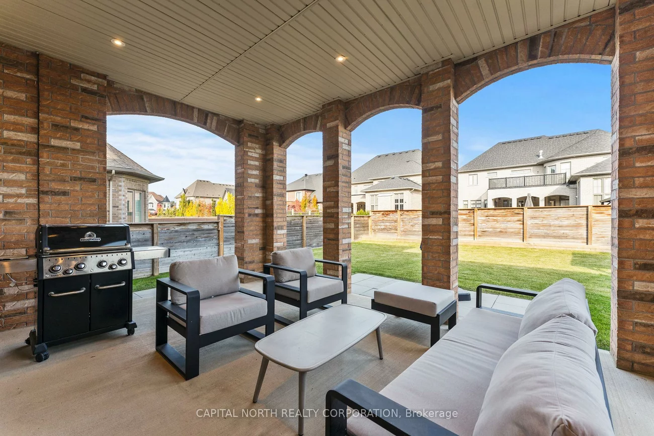 7, Kinghorn, King City, King
