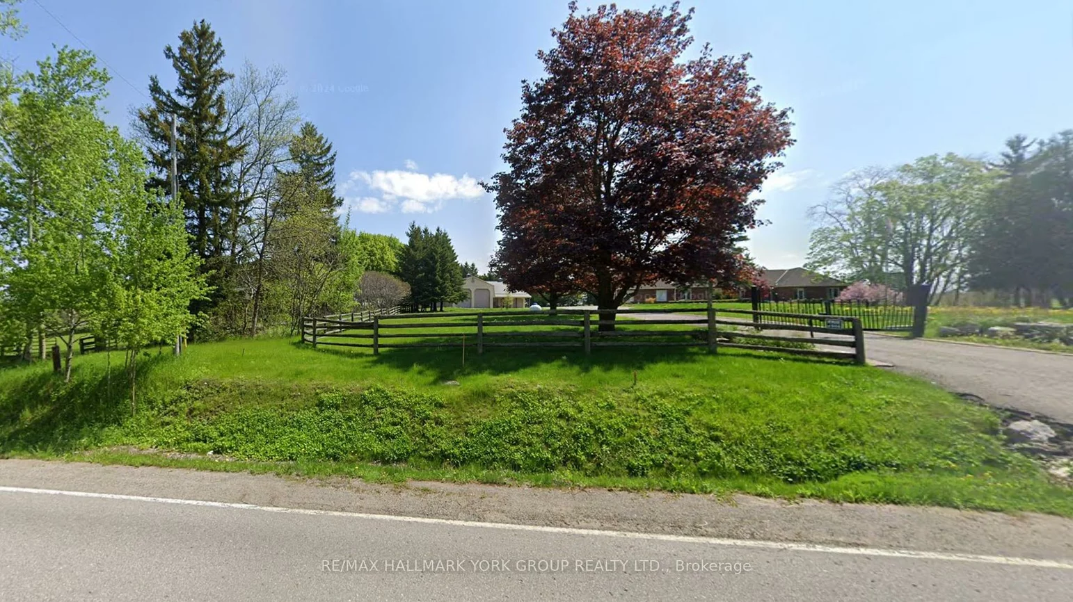 16333-16401, Dufferin, Rural King, King