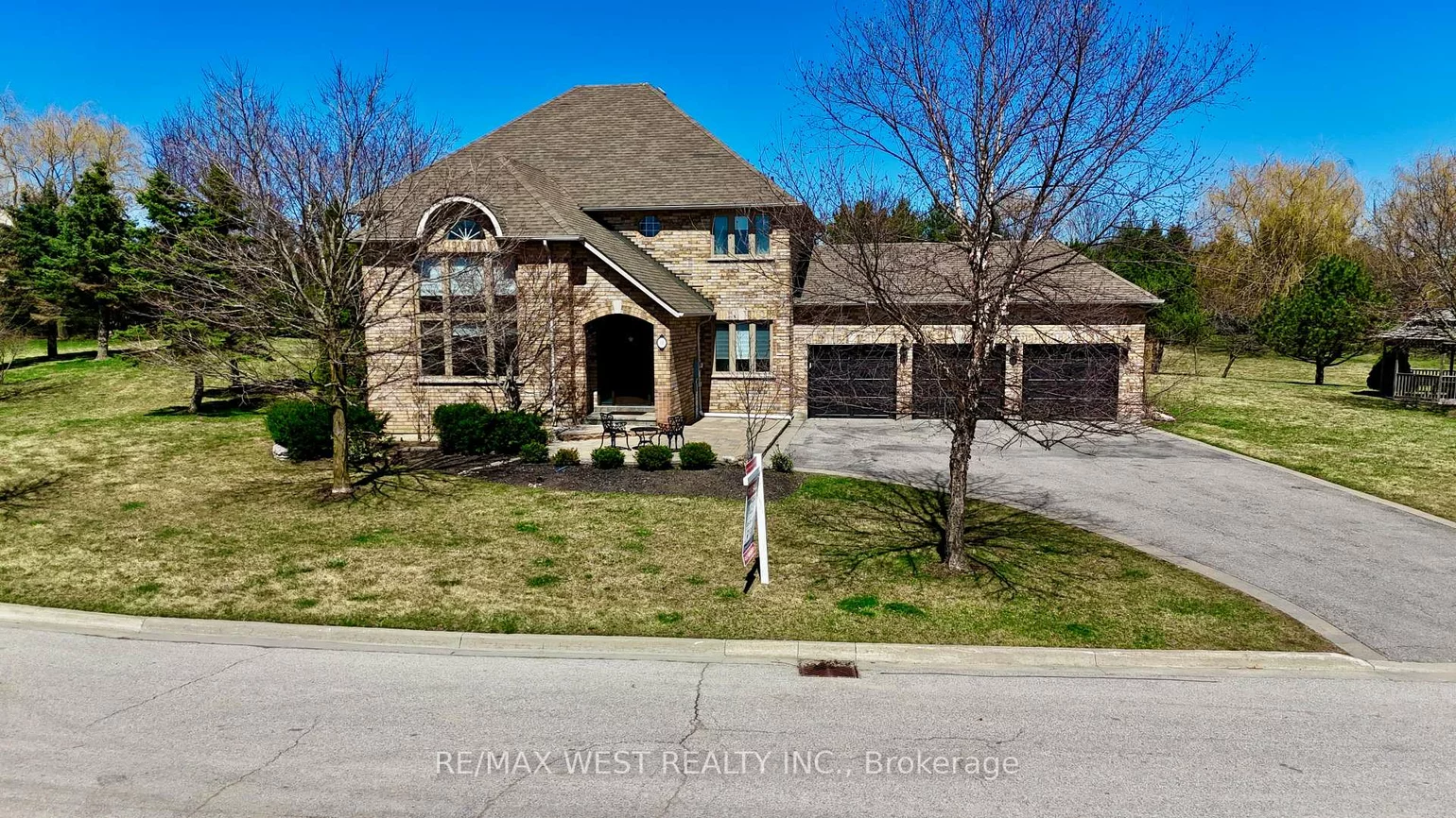 10, Farmcrest, Nobleton, King