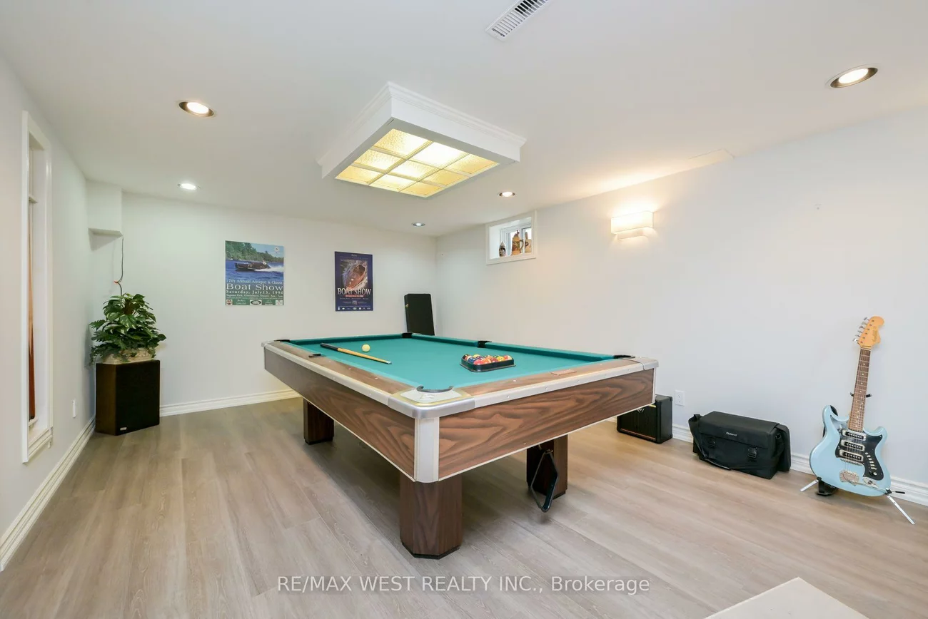 24, Cedarwood, Nobleton, King