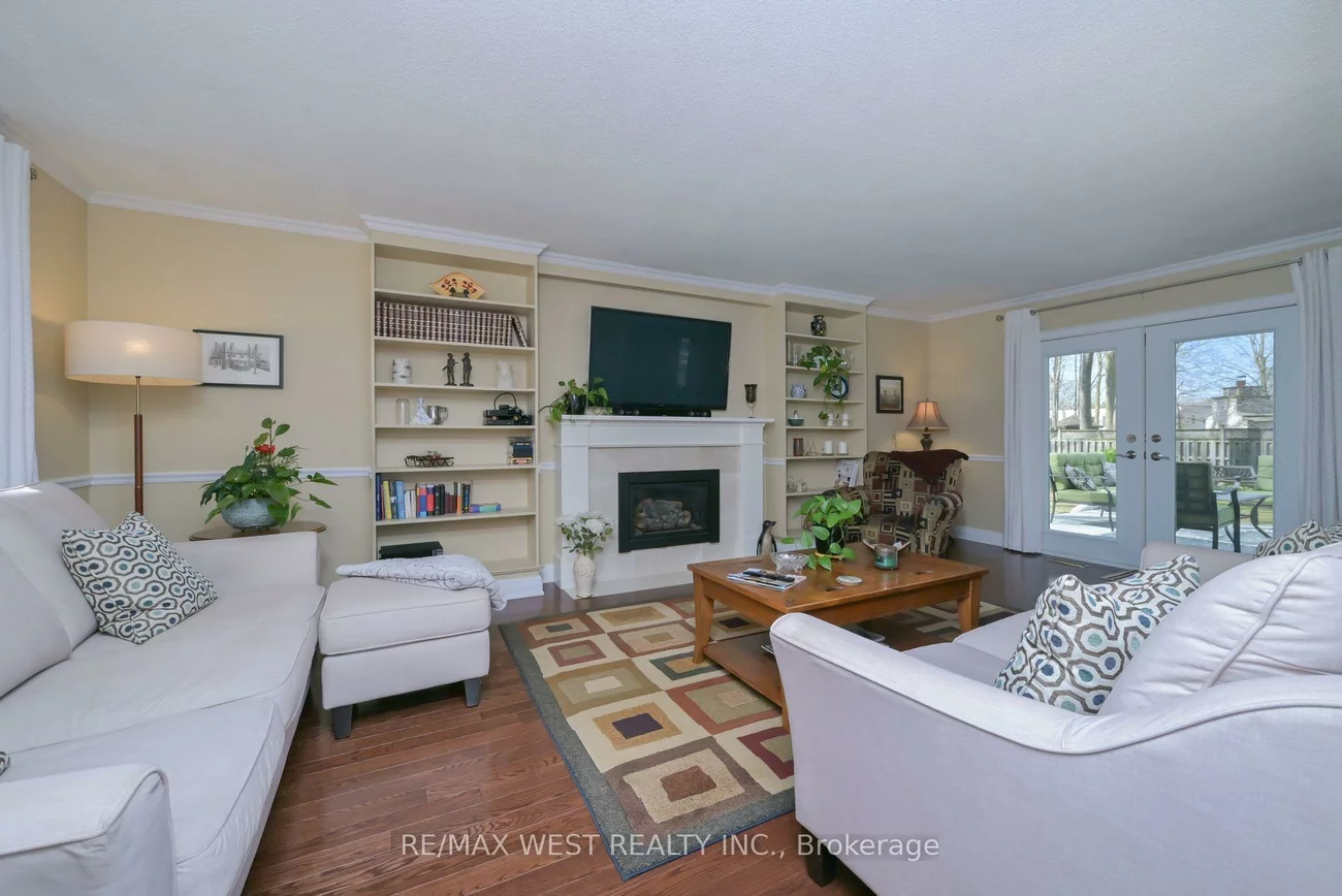24, Cedarwood, Nobleton, King