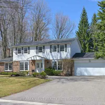 24, Cedarwood, Nobleton, King