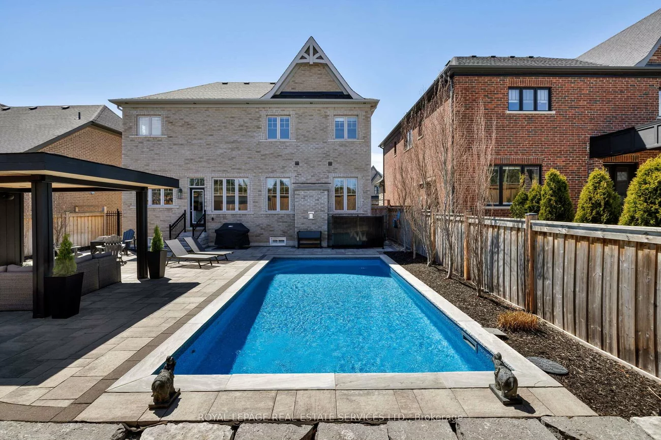 30, Britnell, King City, King