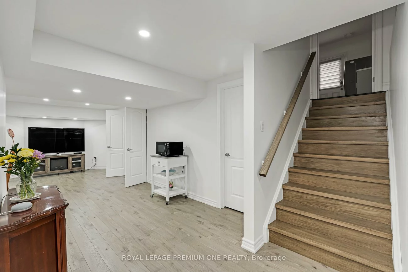 12, Anderson Cove, Nobleton, King