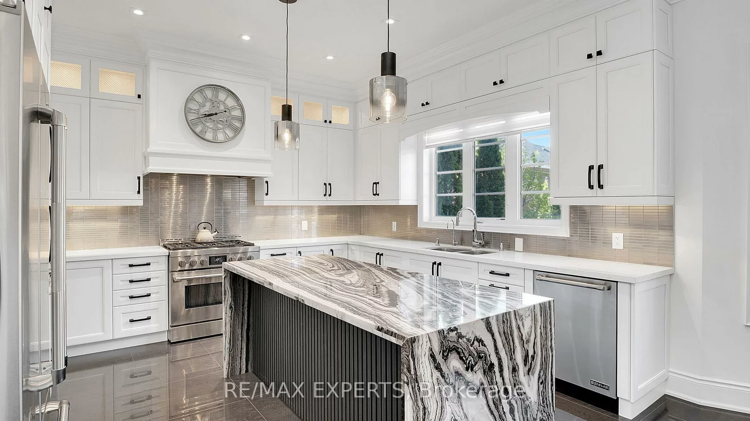 35, Anderson Cove, Nobleton, King