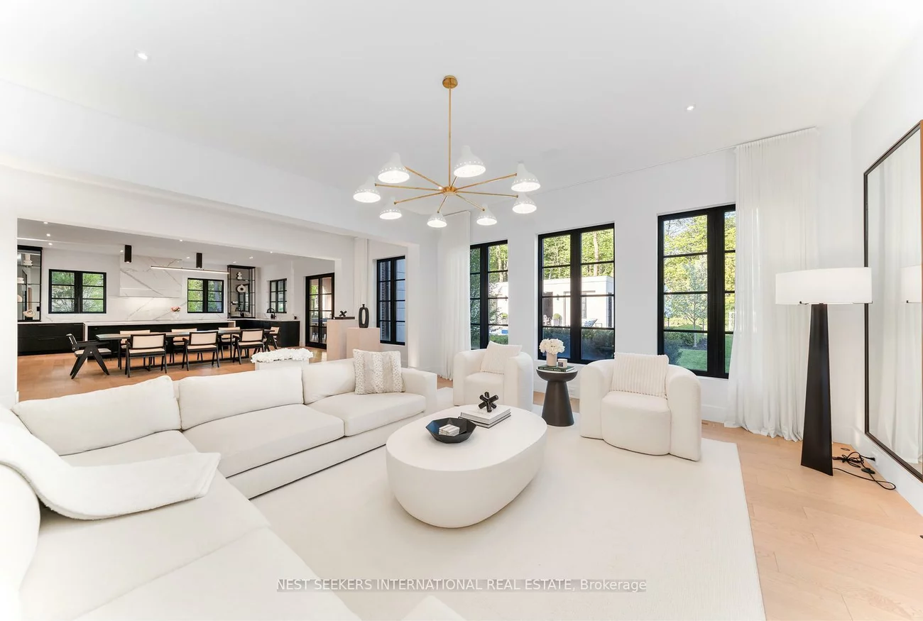 6, Forestave, Nobleton, King