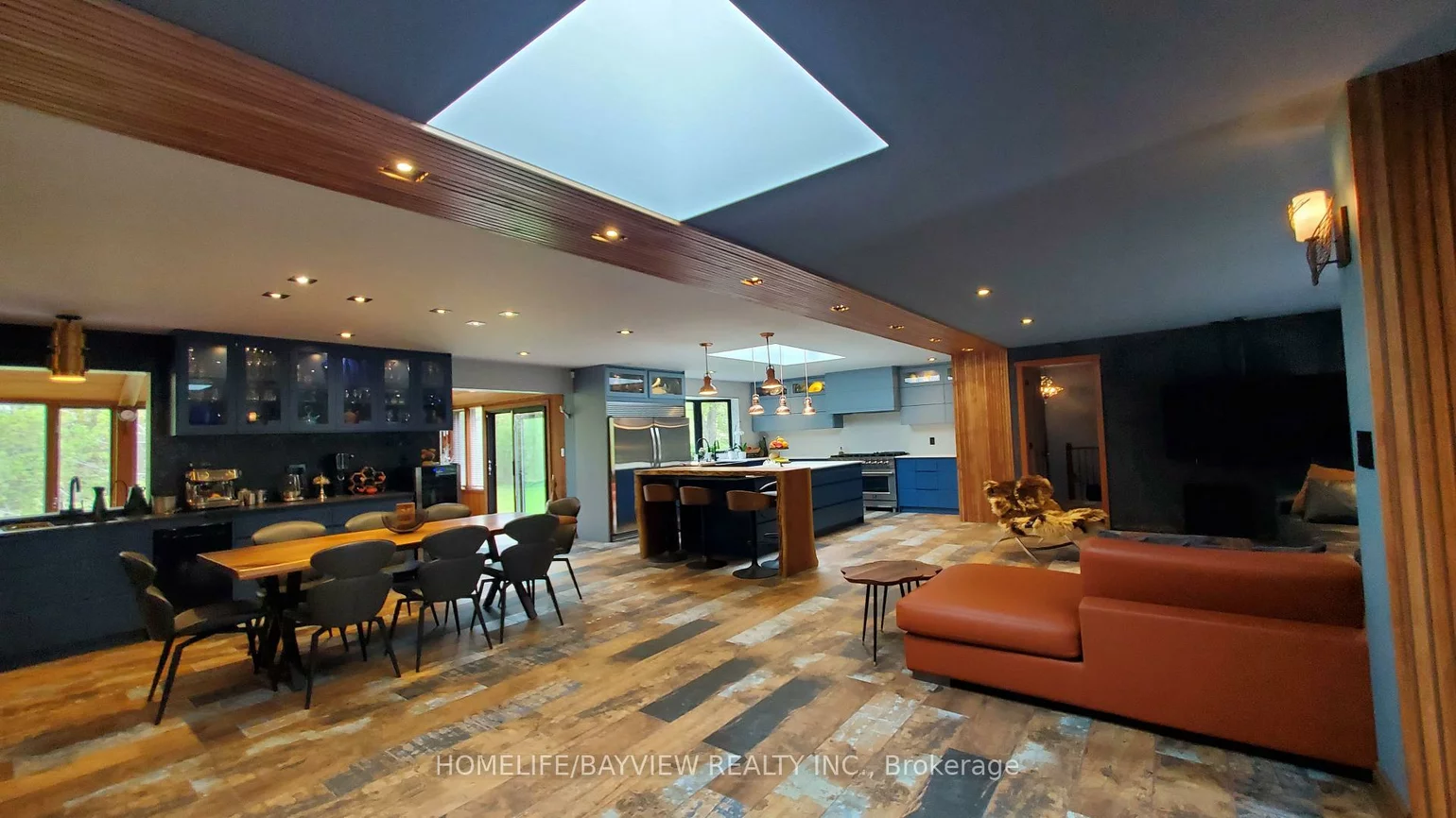 12575, Weston, Rural King, King