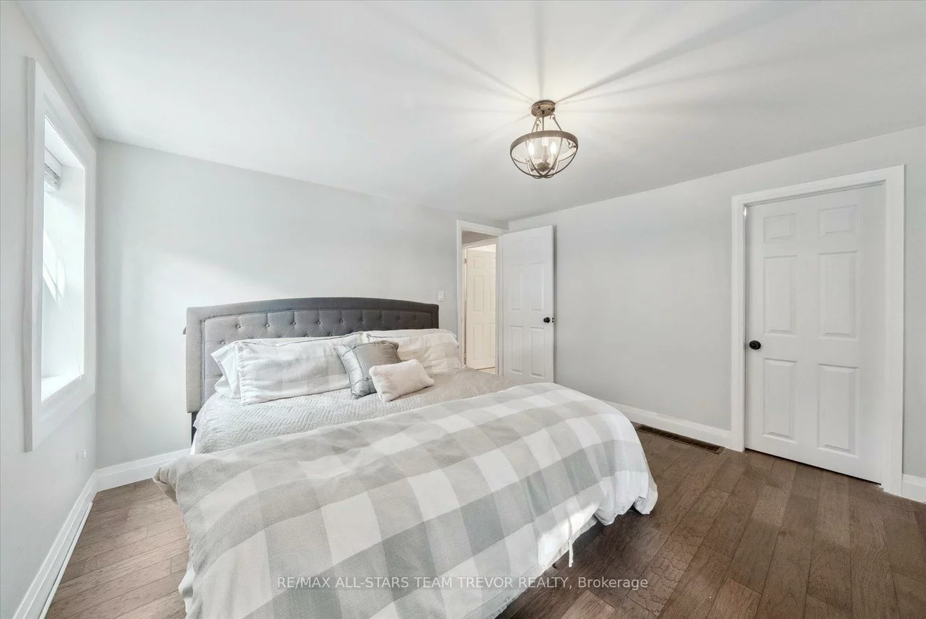 380A, Main, Schomberg, King