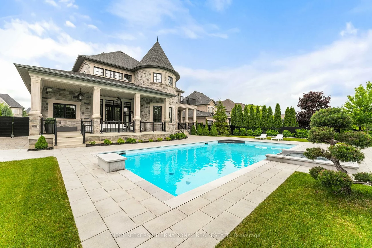53, Skyline, Nobleton, King